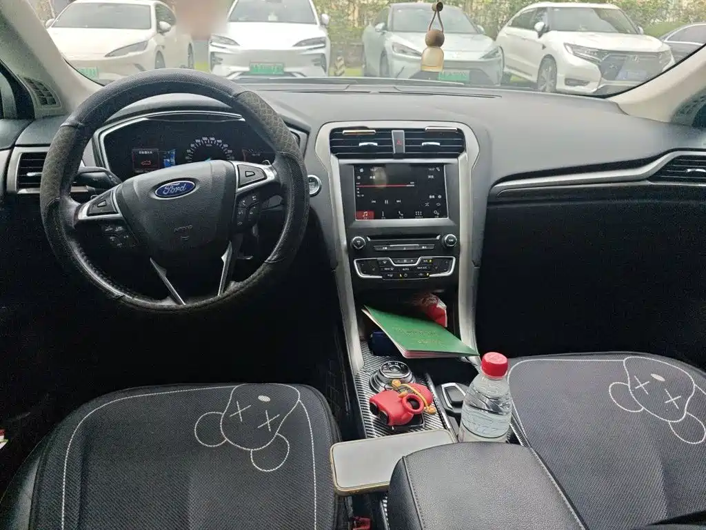 Ford Mondeo 2018 — фото 13