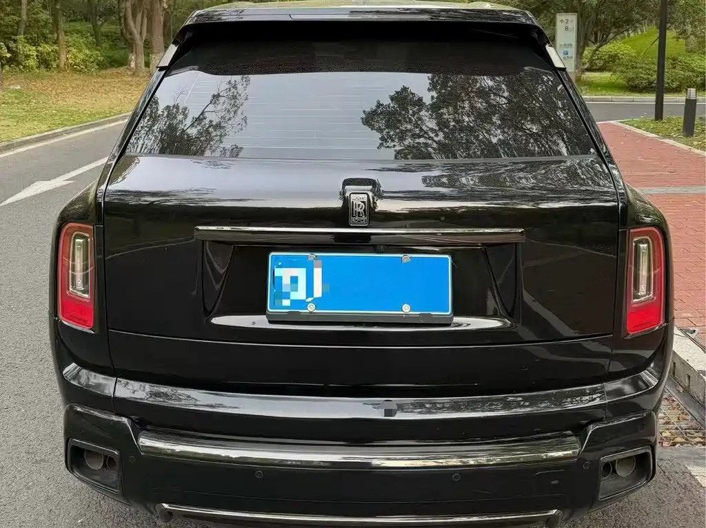 Rolls-Royce Cullinan 2021