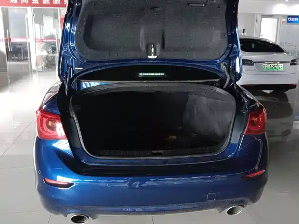 Infiniti Q50L 2018