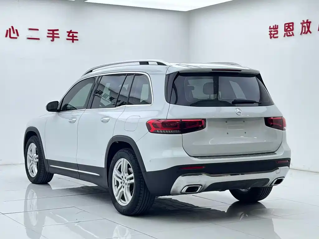 Mercedes-Benz GLB 2020 — фото 24