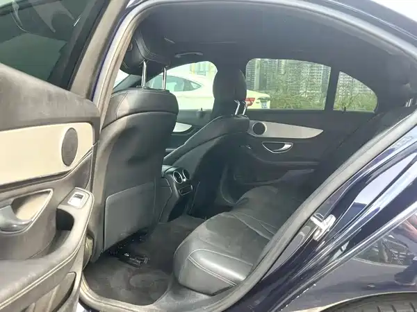 Mercedes-Benz C-Class 2019