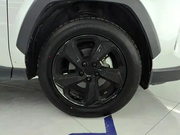 Toyota RAV4 2021