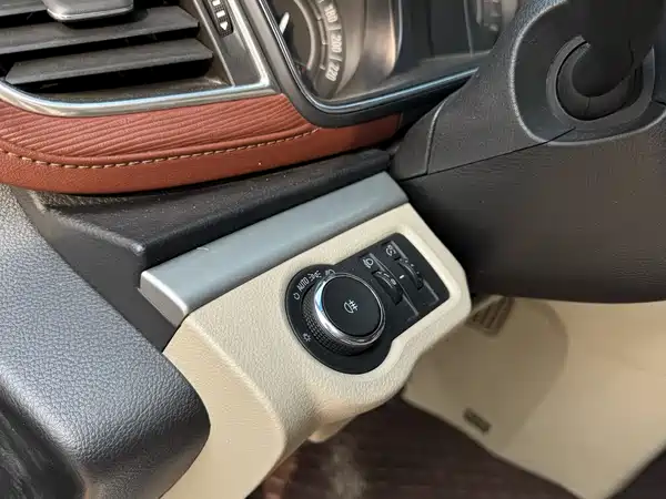 Buick GL8 2017