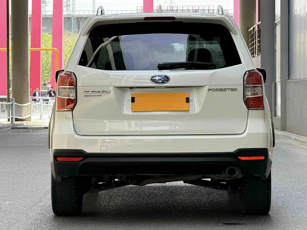 Subaru Forester 2016 — фото 8