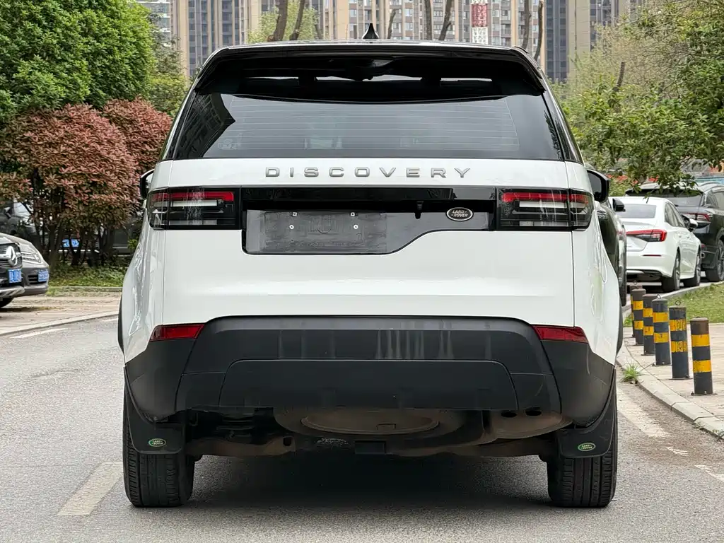 Land Rover Discovery 2018 — фото 4