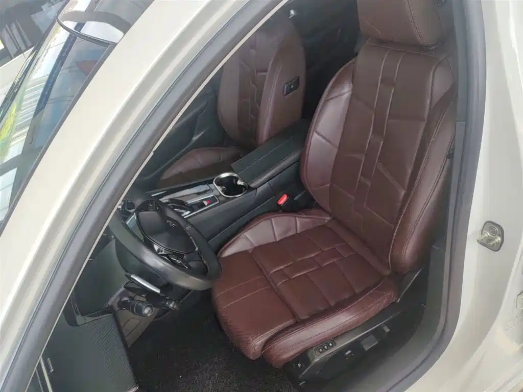 Peugeot 508 2021 — фото 15