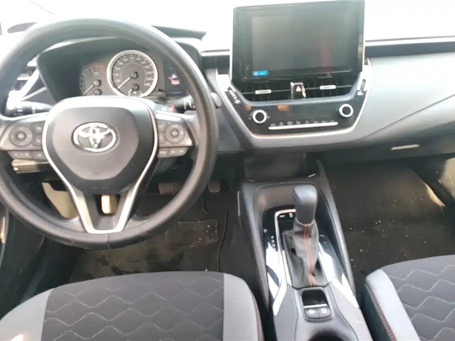 Toyota Corolla 2021 — фото 12