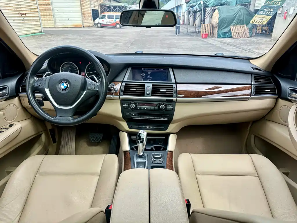 BMW X6 2013 — фото 12