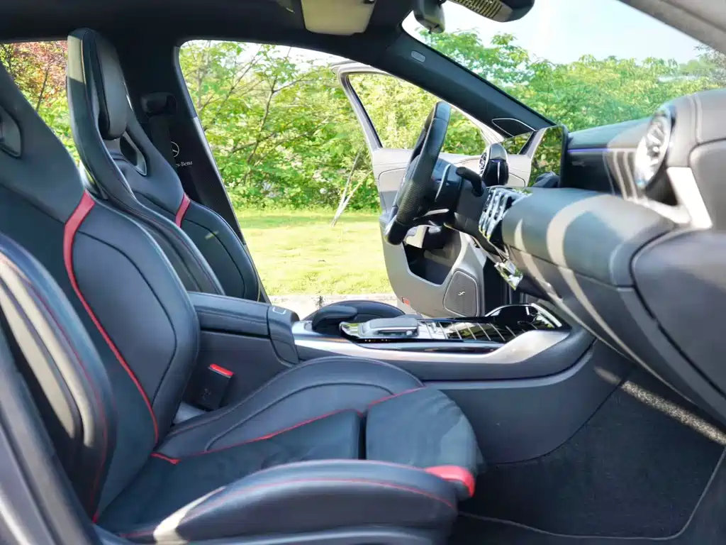Mercedes-Benz A-Class AMG 2022 — фото 11