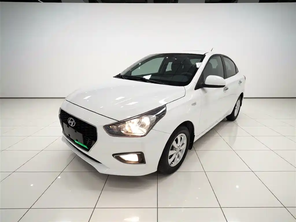 Hyundai Verna 2018 — фото 2