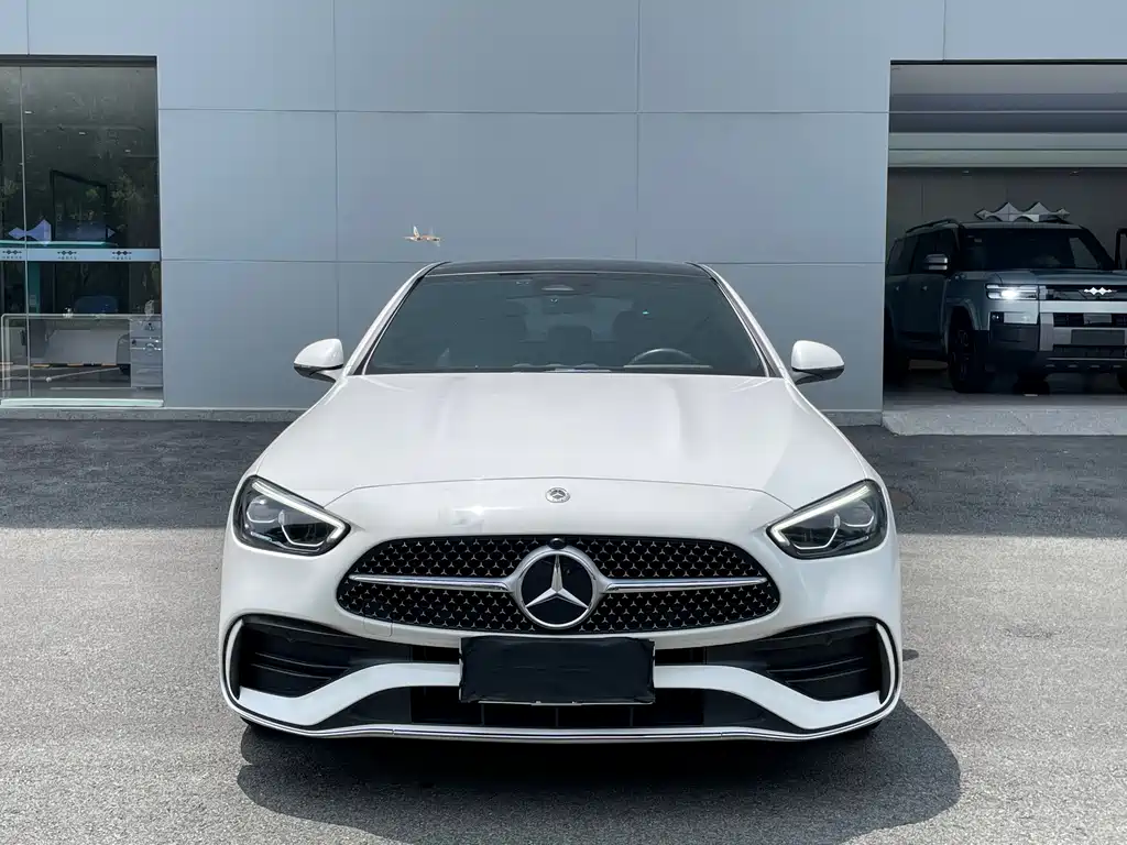 Mercedes-Benz C-Class 2022 — фото 2