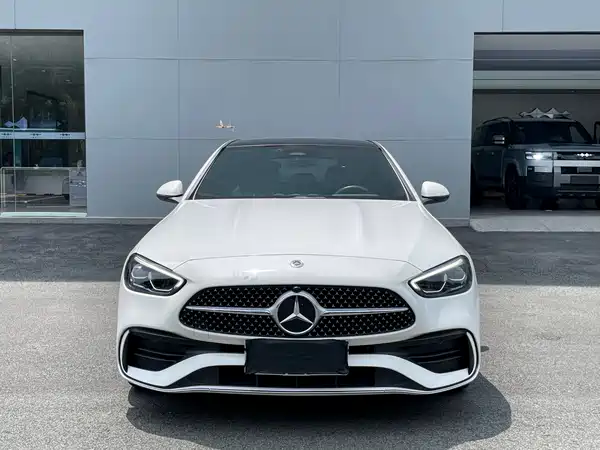 Mercedes-Benz C-Class 2022