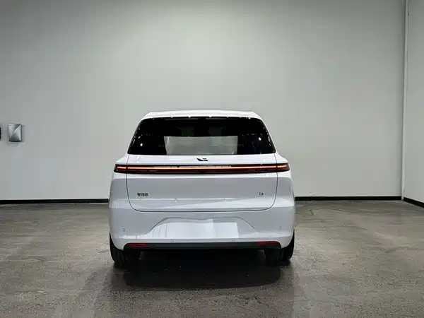 Li Auto L6 2024