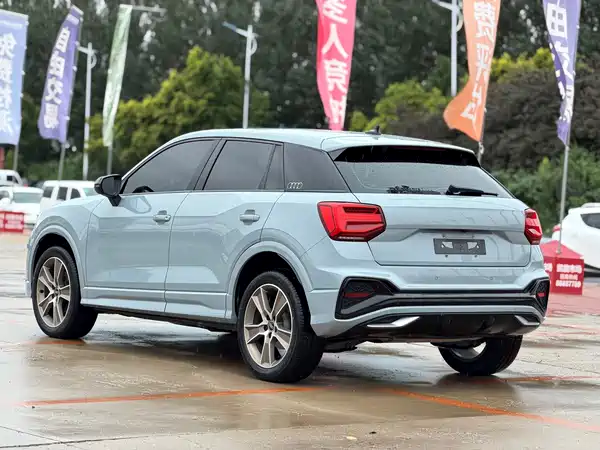 Audi Q2L 2022