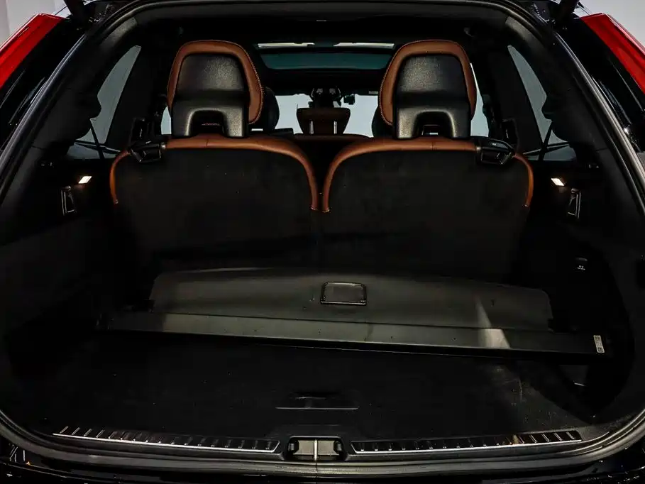 Volvo XC90 2023 — фото 6