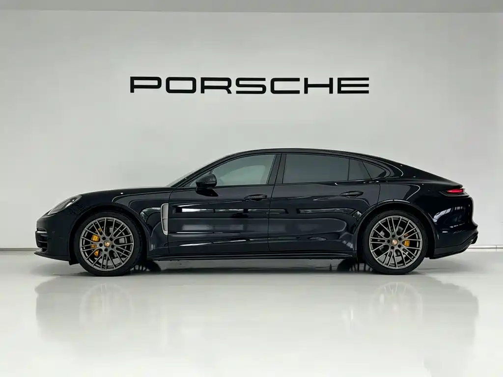 Porsche Panamera 2023 — фото 2