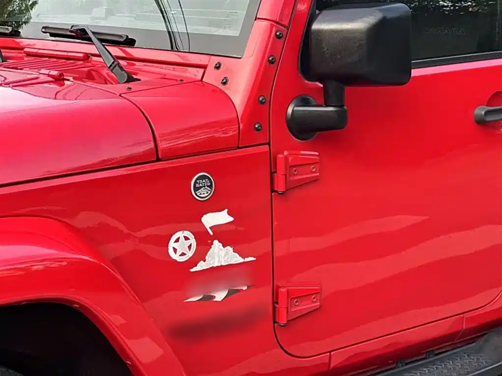 Jeep Wrangler 2017 — фото 12