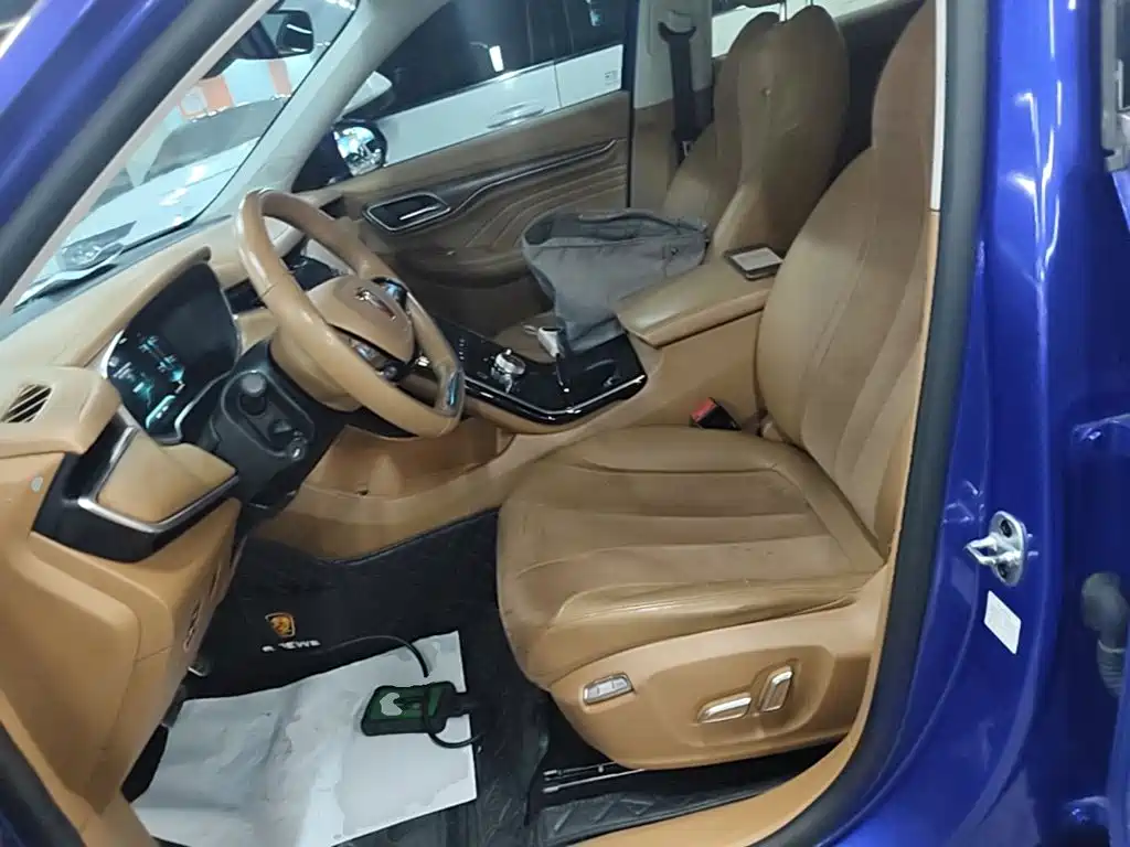 Roewe MARVEL X 2018 — фото 11