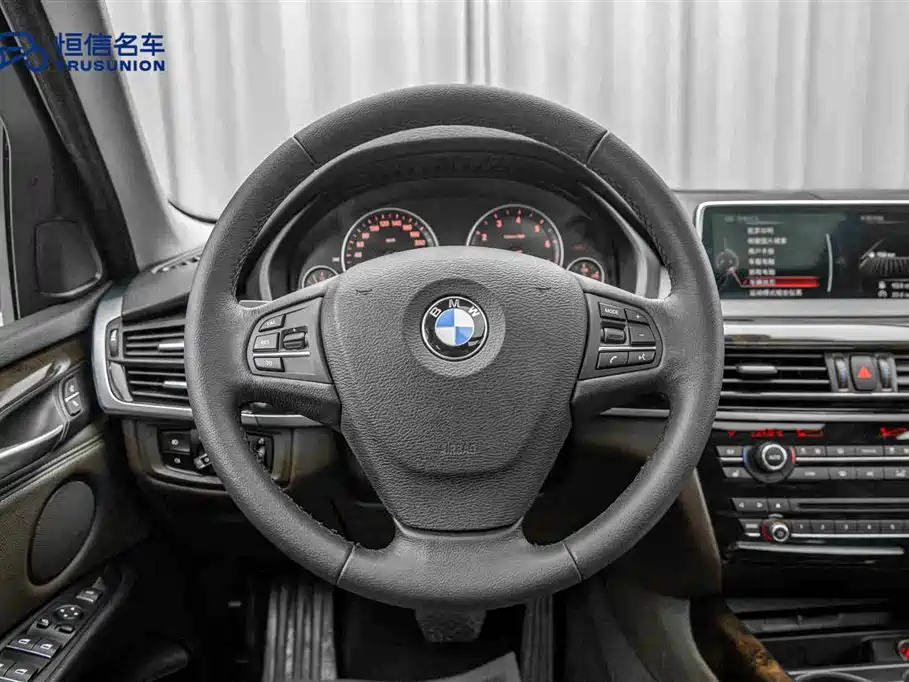 BMW X5 2016 — фото 17