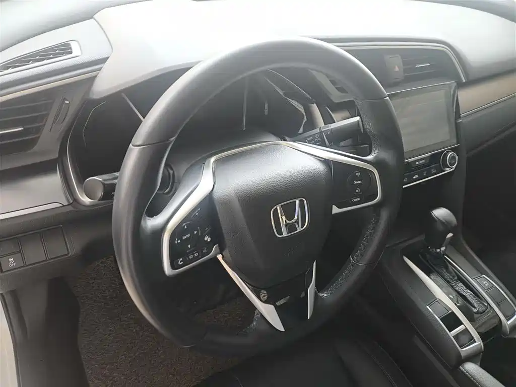 Honda Civic 2016 — фото 18