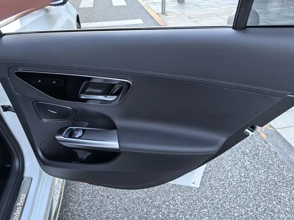 Mercedes-Benz C-Class 2022 — фото 14