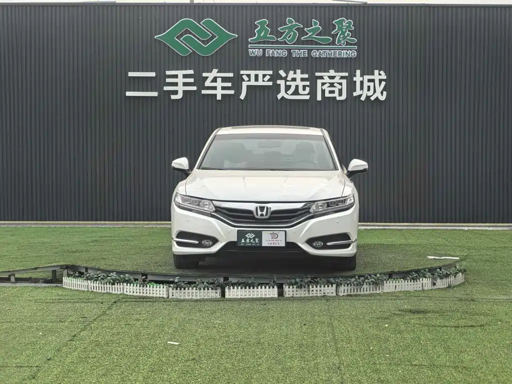 Honda Spirior 2015 — фото 2