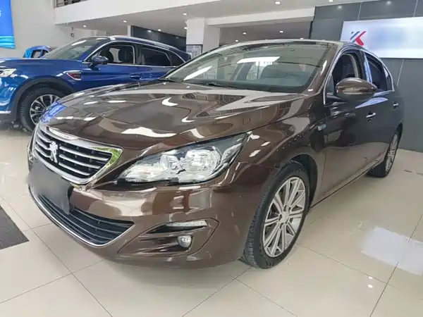 Peugeot 408 2016