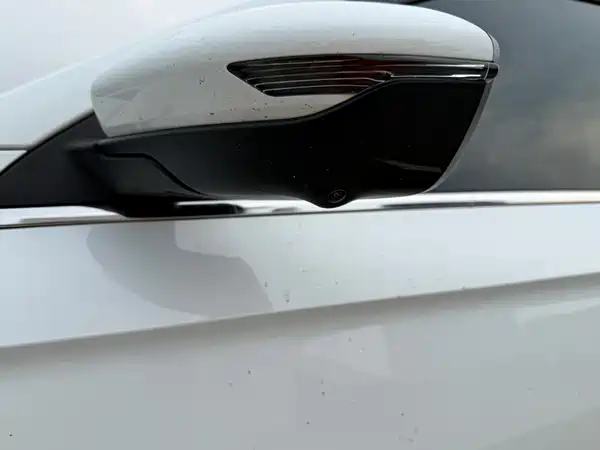 Geely Emgrand 2023