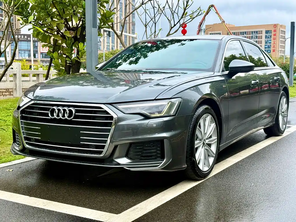 Audi A6L 2021 — фото 1
