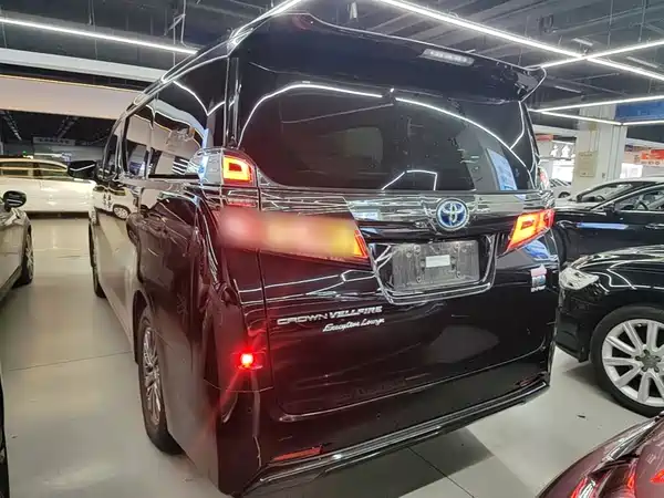Toyota Vellfire 2022