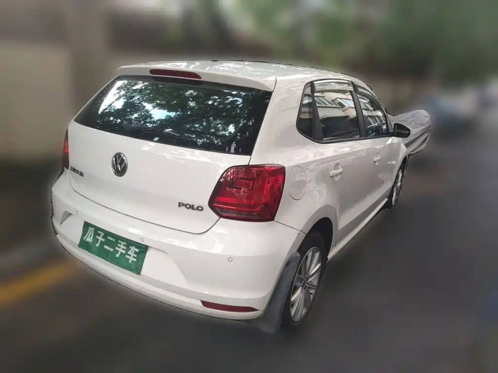 Volkswagen Polo 2015
