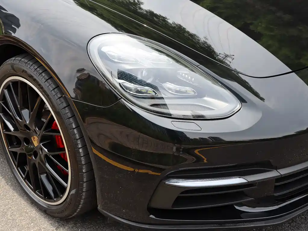 Porsche Panamera 2020 — фото 11