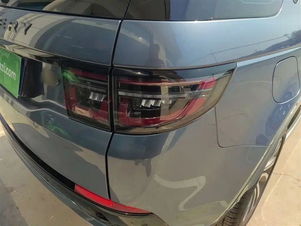 Land Rover Discovery Sport 2020 — фото 24