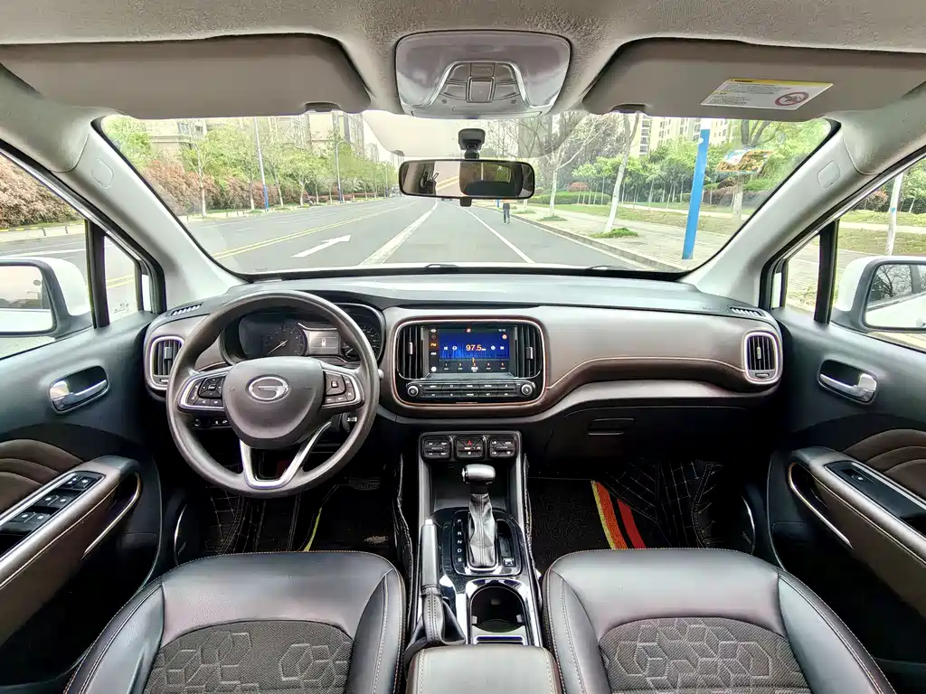 GAC Motor Trumpchi GS3 2018 — фото 10
