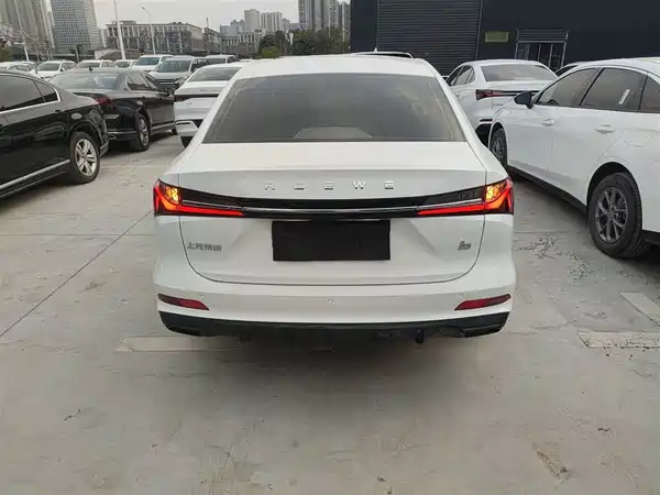 Roewe i5 2026