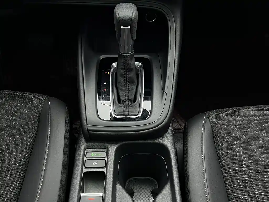 Honda Vezel 2023 — фото 10