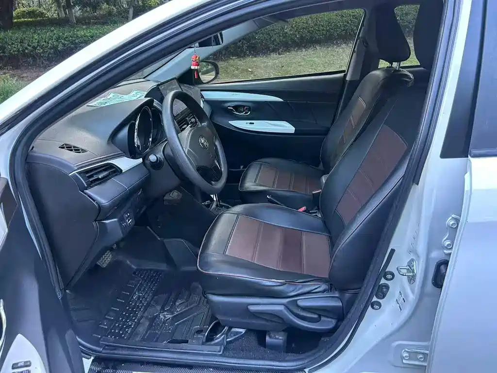 Toyota Vios 2016 — фото 4