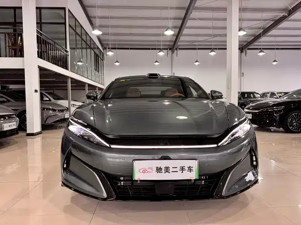 BYD Han L 2025