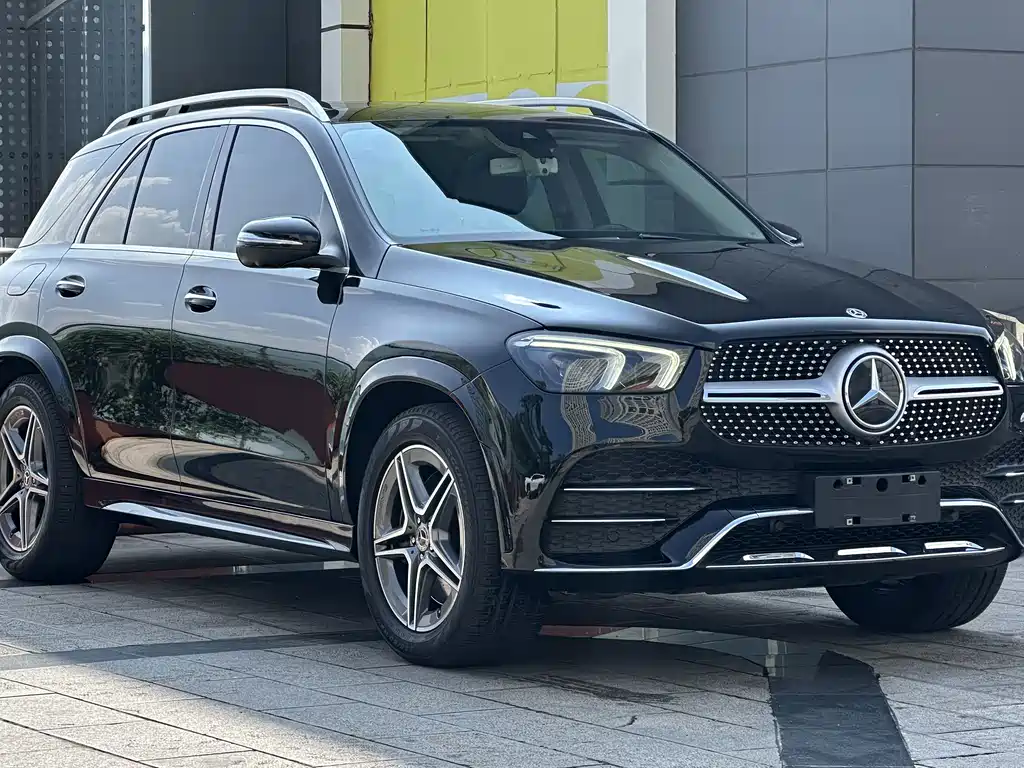 Mercedes-Benz GLE 2020 — фото 2