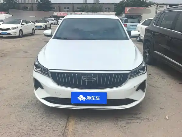 Geely Emgrand 2024