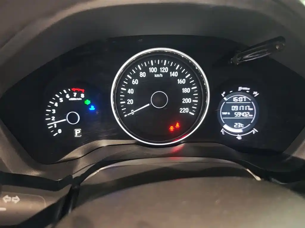 Honda Vezel 2016 — фото 12