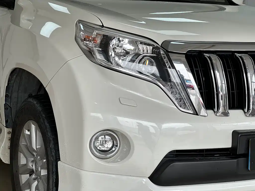 Toyota Prado 2016 — фото 3