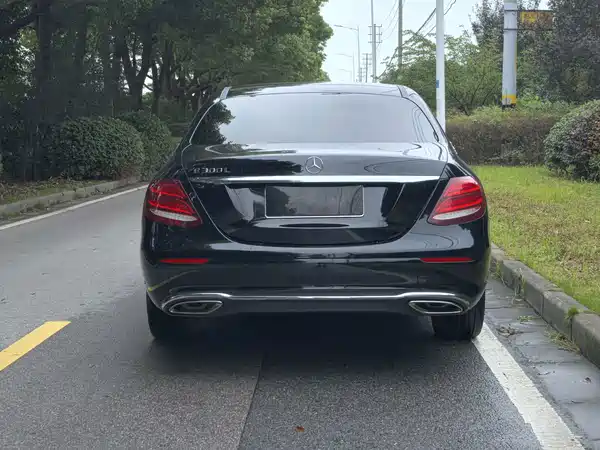 Mercedes-Benz E-Class 2018
