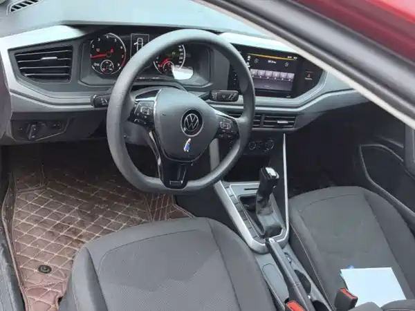 Volkswagen Polo 2021