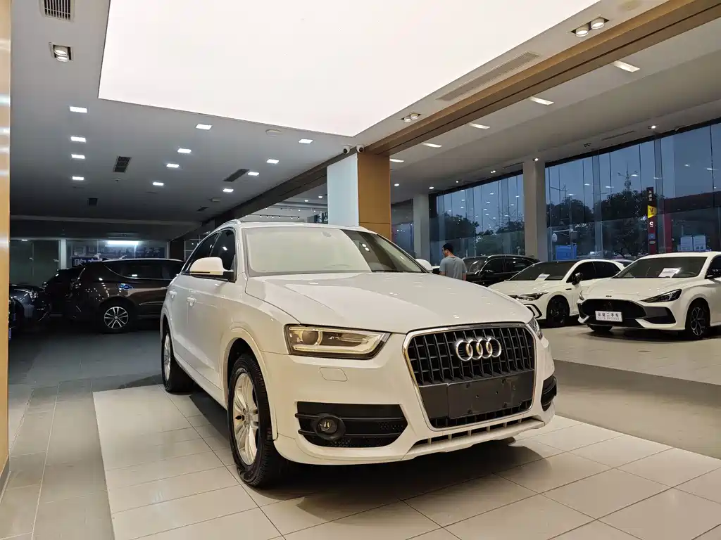 Audi Q3 2016 — фото 4