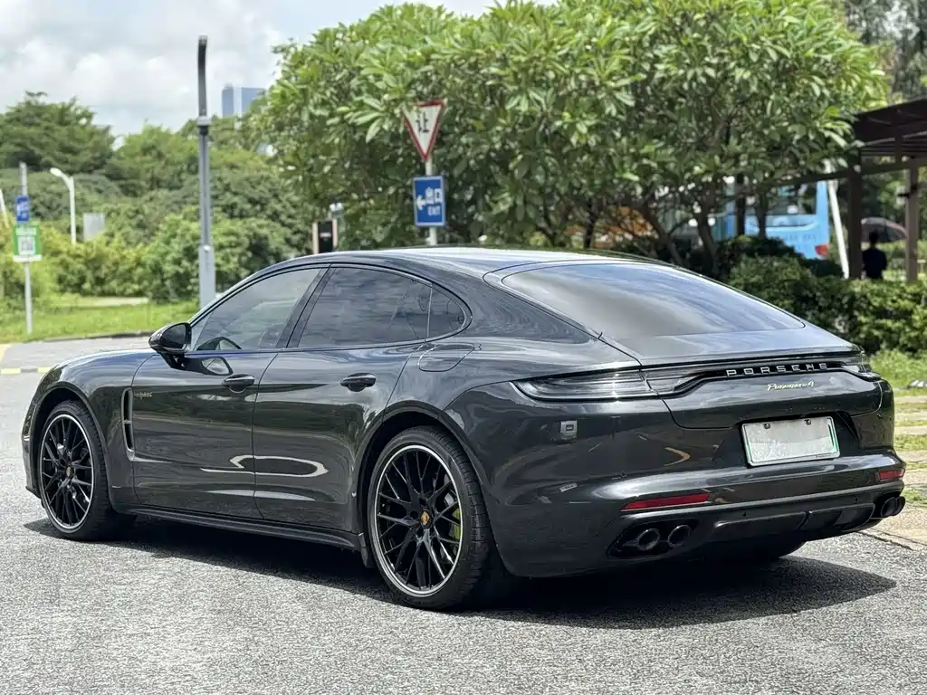 Porsche Panamera New Energy 2023 — фото 5