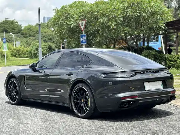 Porsche Panamera New Energy 2023