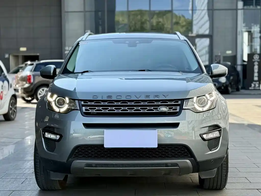 Land Rover Discovery Sport 2018 — фото 2
