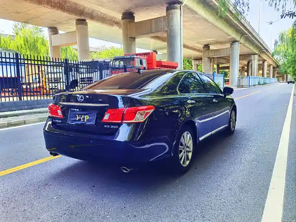 Lexus ES 2010