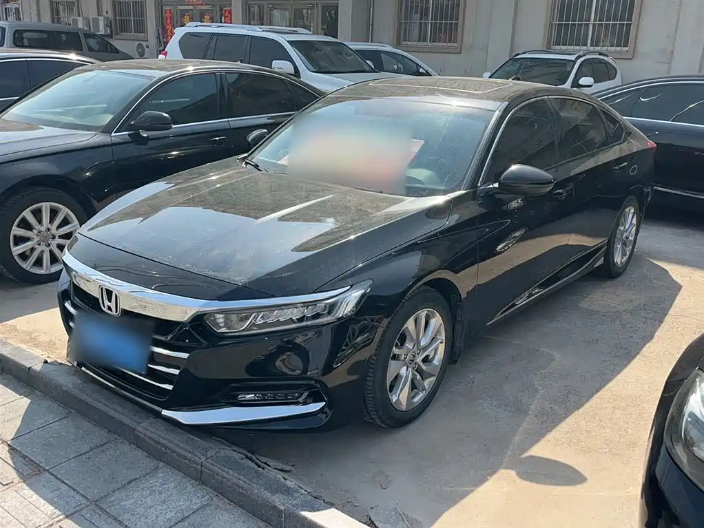 Honda Accord 2019 — фото 1